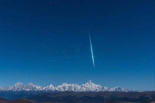 今年双子座流星在天空哪个方位出现过
