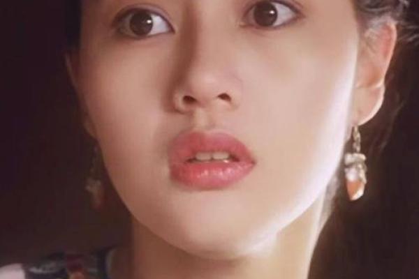 李嘉欣紫薇斗数